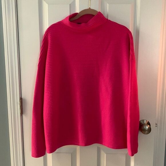 French Connection‎ Women's Hot Pink Babysoft Turtleneck Sweater - Picture 1 of 6
